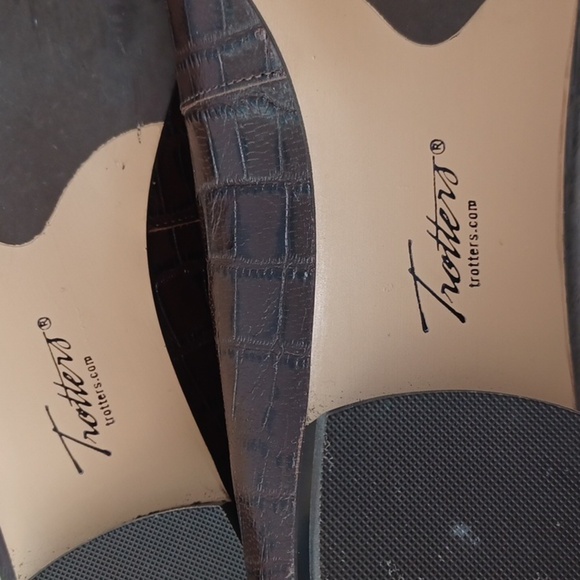 Trotters Croc Embossed Leather Flats NWOT - Picture 5 of 5